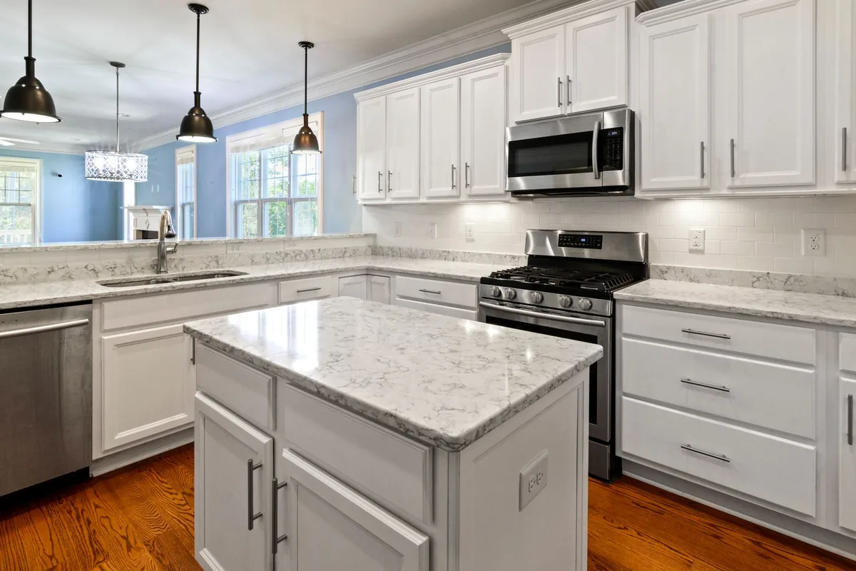 Filth & Squalor Cleanup in Kenwood Estates, FL
